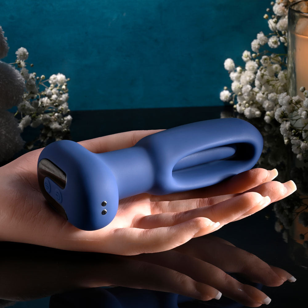 Evolved THE FLAPPER -  14 cm USB Rechargeable Vibrating and Flapping Butt Plug with Remote