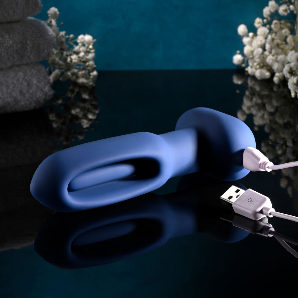 Evolved THE FLAPPER -  14 cm USB Rechargeable Vibrating and Flapping Butt Plug with Remote