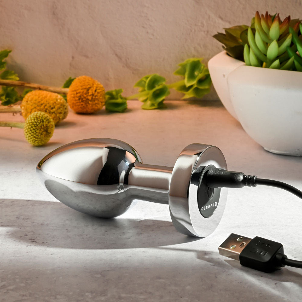 Gender X ROCKIN METAL PLUG XL -  10.5 cm USB Rechargeable Vibrating XL Butt Plug