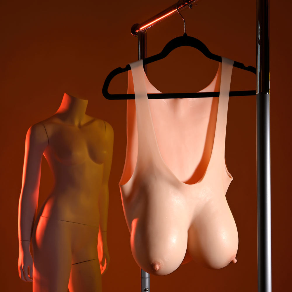 Gender X UNDERGARMENTS - PLATE E-CUP - Light -  Wearable Breasts - E-Cup Size